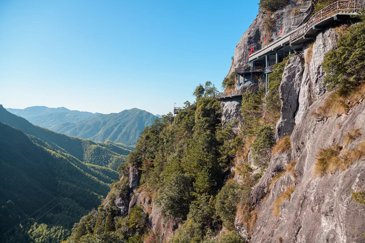 山海之间 · 桂山