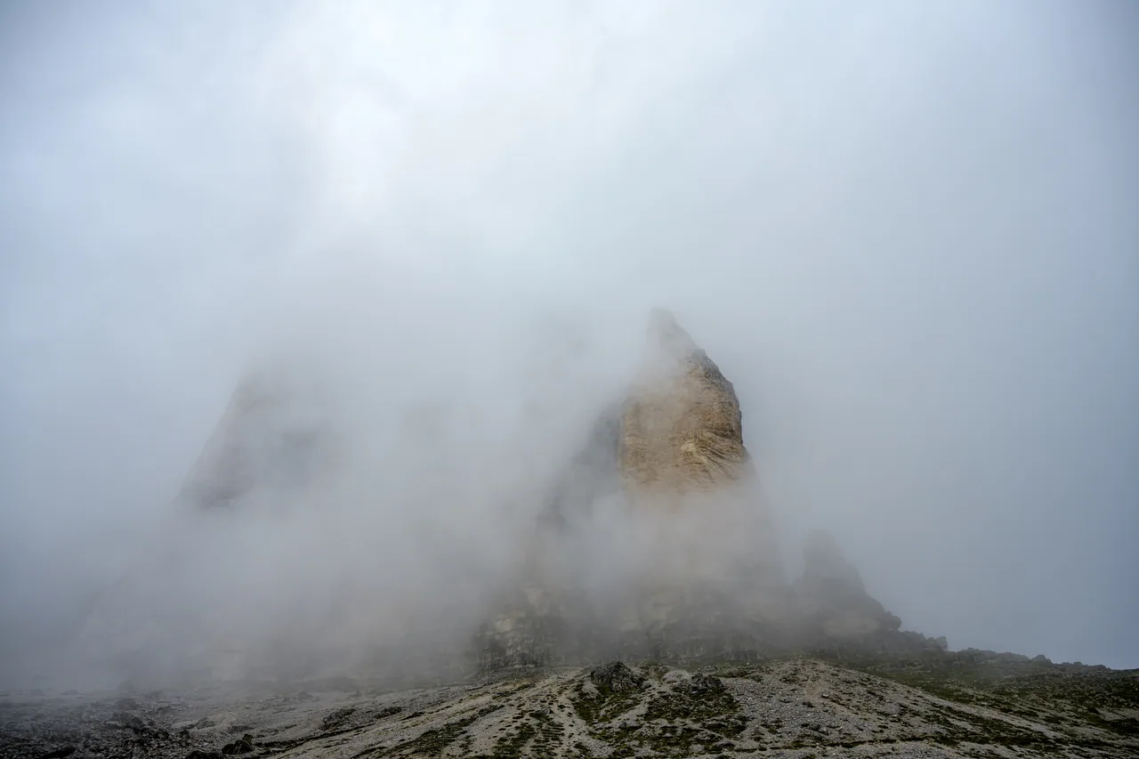 多洛米蒂 · 拉瓦雷多三峰